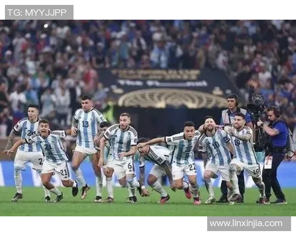 比利时与墨西哥热身赛前瞻：两队实力对决展现足球魅力